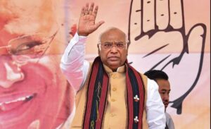 Congress प्रमुख Mallikarjun Kharge विपक्षी गुट भारत का नेतृत्व करेंगे, 2024 लोकसभा चुनाव के लिए सीट-बंटवारे की योजना लंबित