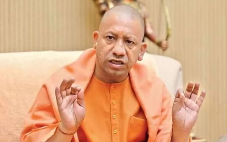 मुख्यमंत्री Yogi Adityanath और केंद्रीय मंत्री धर्मेंद्र प्रधान ने उत्तर प्रदेश में 928 स्कूलों को आधुनिक बनाने के लिए पीएम श्री योजना का अनावरण किया