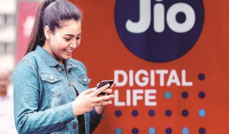 "Jio 3333 योजना: फैनकोड सब्सक्रिप्शन के साथ नया प्लान लॉन्च"