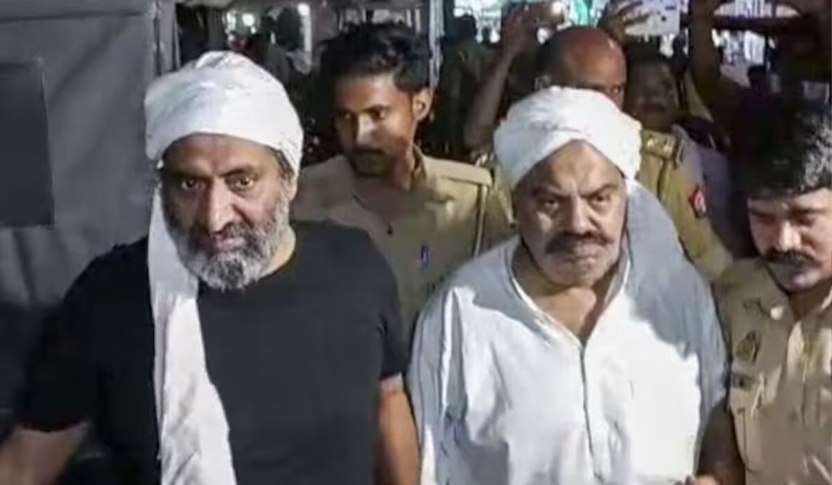 Atiq Ahmed के वकील विजय मिश्रा घोषित हुए हिस्ट्रीशीटर, 9 मामले दर्ज