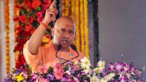 CM Yogi: गोंडा में 13 विभागों की समीक्षा करेंगे, बाढ़ नियंत्रण रहेगा प्रमुख मुद्दा, 27 जनप्रतिनिधि होंगे शामिल