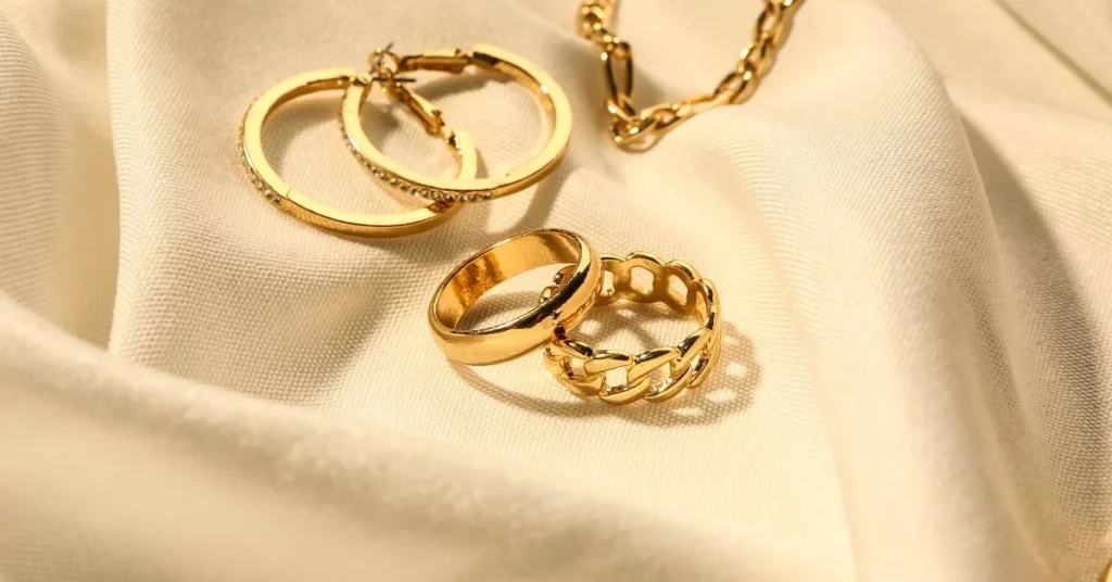 Gold-Jewellery-