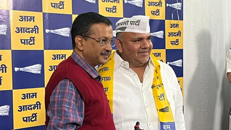 sumesh-shokeen-joins-aap