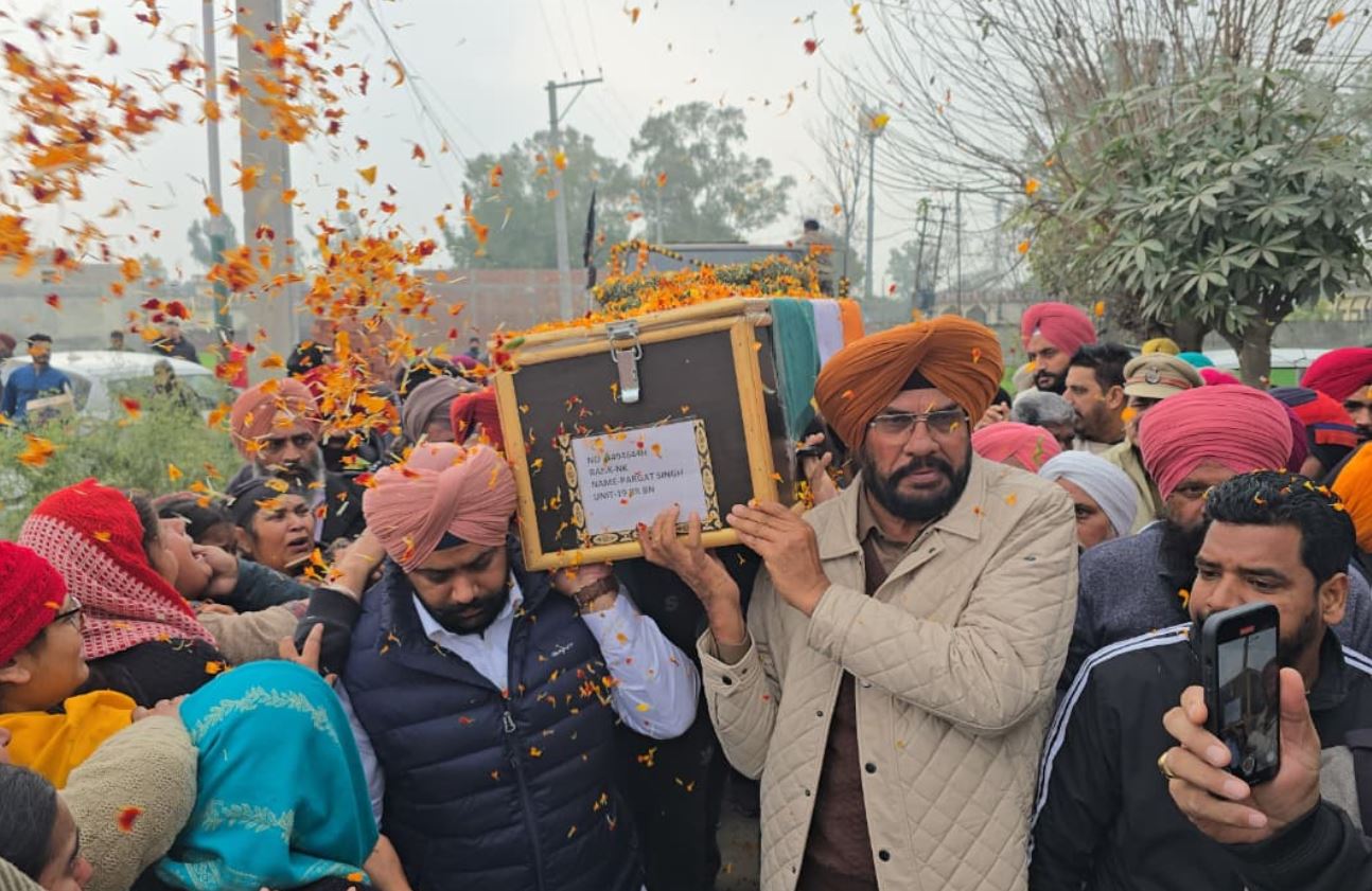 897545621356498756456213