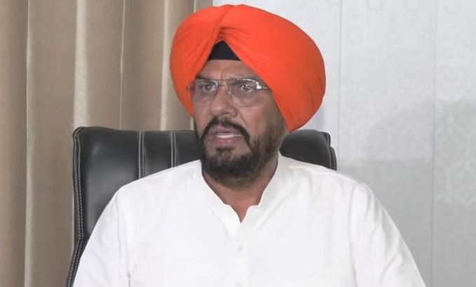 987845653212456598745231