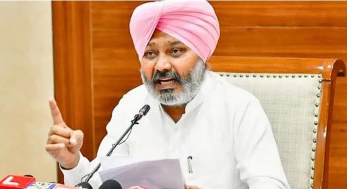 8797654564231236546549879