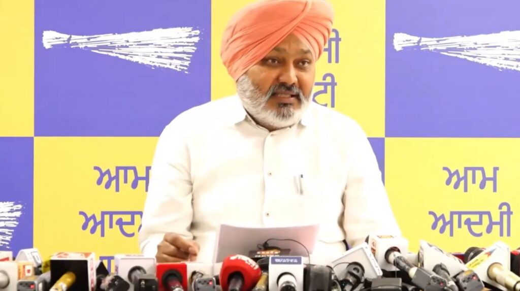 “डर की राजनीति कर रही BJP” — दिलजीत दोसांझ मामले पर हरपाल चीमा का BJP पर बड़ा हमला