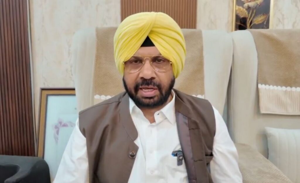 दिलजीत दोसांझ के मैनेजर के घर हमले पर गरमाई राजनीति, मंत्री Harbhajan Singh ETO ने BJP को घेरा