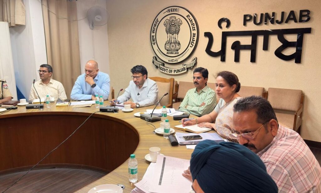 डॉ. रवजोत सिंह ने सुनीं विदेशों में रह रहे पंजाबियों की समस्याएं – ऑनलाइन मिलनी का आयोजन