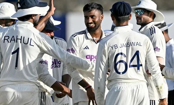 IND vs SL: भारत ने श्रीलंका को 165 रन से हराया, मानव सुथार ने टेस्ट में 10 विकेट लेकर रचा इतिहास