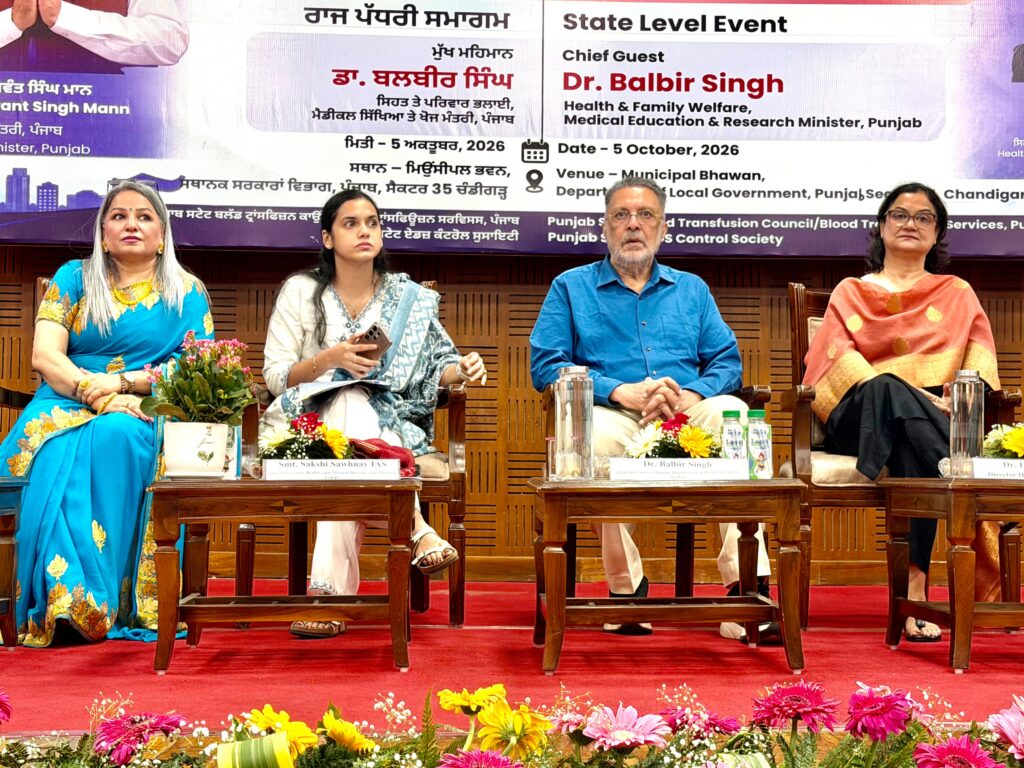 कॉलेज विद्यार्थियों को वर्ष में कम से कम एक बार रक्तदान करने का लेना चाहिए संकल्प: डॉ. बलबीर सिंह