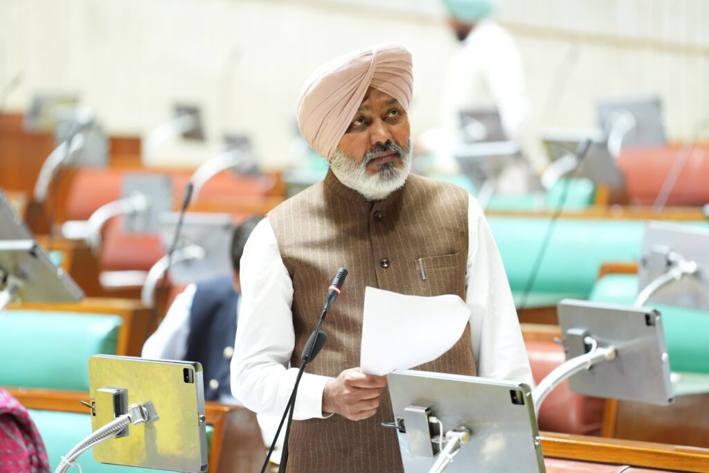पंजाब के किसानों को बदनाम कर रही भाजपा, हमेशा रही किसान विरोधी और पंजाब विरोधी: हरपाल सिंह चीमा